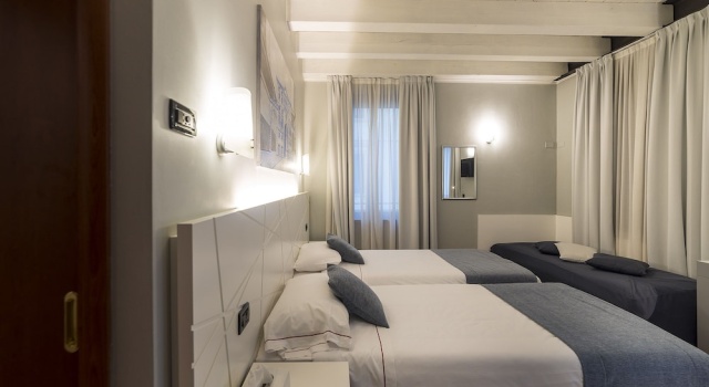 Двухместный номер Standard с балконом Hotel Fontana Verona