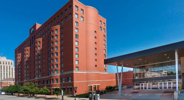 President Abraham Lincoln - A Doubletree by Hilton Hotel, Rezerwuj Hotel Springfield Indiana, w pobliżu Great Western Depot