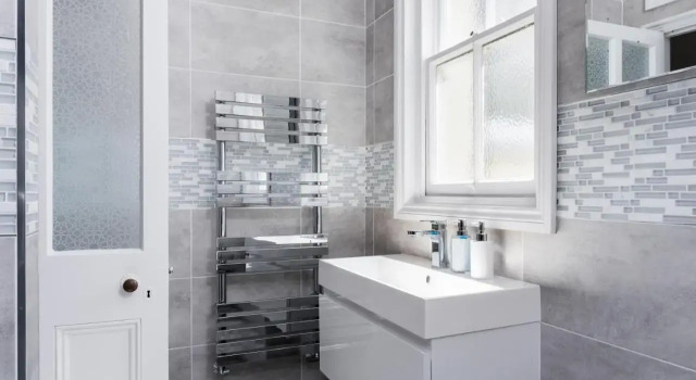 The Town House, Rezervați Pensiune Pensiuni în Cardiff Bay, Pensiune