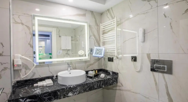 Двухместный номер Superior Karpalas City Hotel & Spa