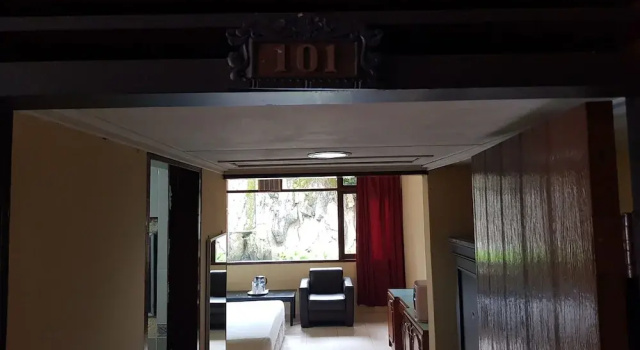 Студия Deluxe Capital O 93393 Hermina Hotel