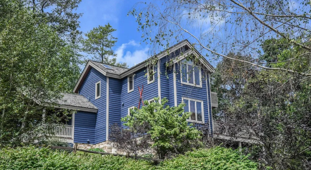 Bluebird Daze 4 Bedroom House