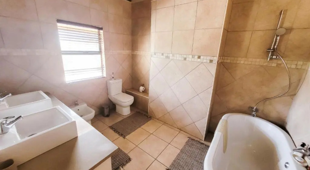 Двухместный номер Standard Blue Hills Lodge & Conference Centre