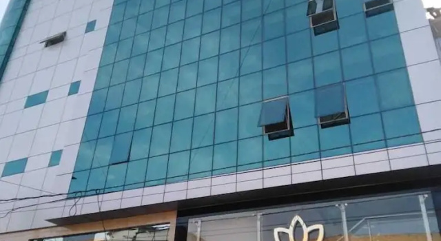 Joneya Hotel, Забронировать Отель Отели в центре Чиклайо, в центре