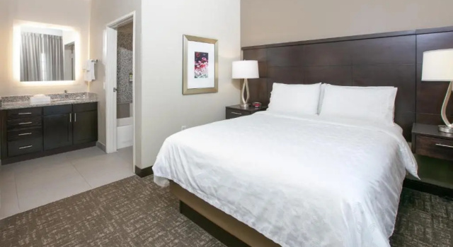 Двухместный номер Standard Staybridge Suites Plano - Richardson Area by IHG