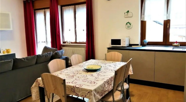 Appartamento con 3 camere in centro Aosta, Забронировать Апартаменты/квартира Аоста Пила