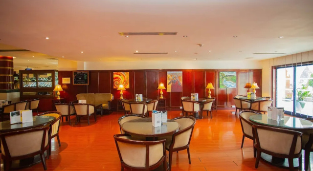 Lancaster Kumasi City, Rezervasyon Otel Kumasi Otoparklı Oteller, Otopark