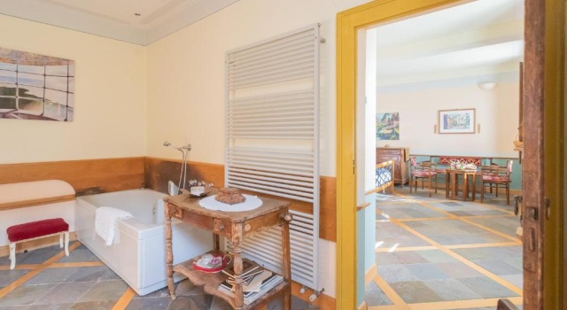 Villa Torre di Palanzo with Magnificent View by Rent All Como, Забронировать Вилла Фаджето-Ларио Озеро Комо