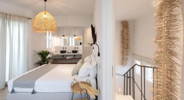 Sunday Luxury Suites