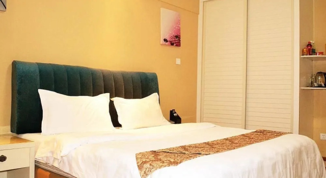 Chengdu Rongcheng Holiday Hotel