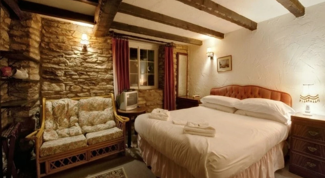 Old Church House Inn, Забронировать Отель Отели Бродхемпстон 3 звезды, 3*