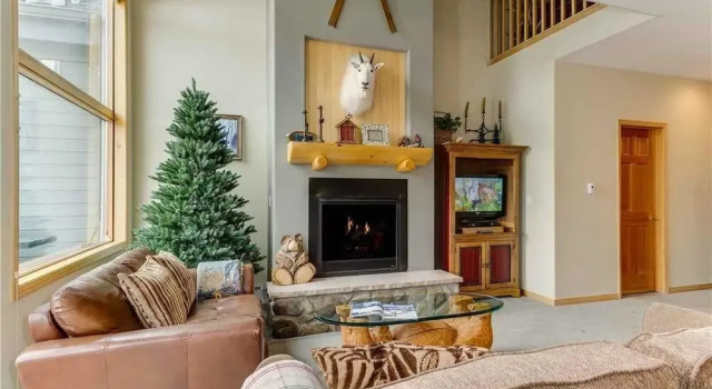 Коттедж Pines 99 Town House