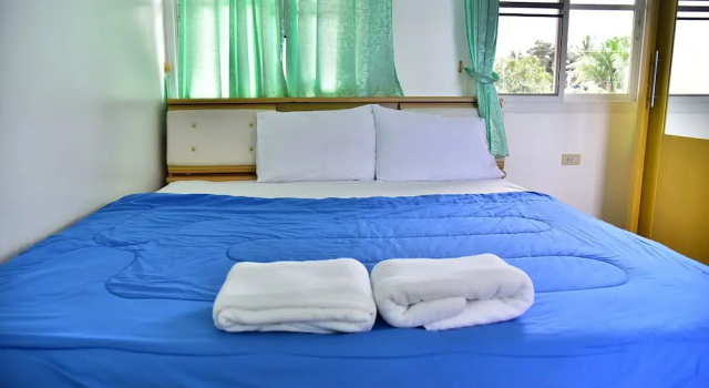 Семейный номер Standard с балконом Sun Beach Hotel