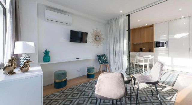 LovelyStay - Wohaza Apartment with free private parking