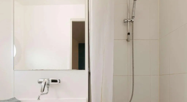 Трёхместный номер Standard hotelF1 Cergy