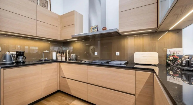 Апартаменты Komeedi Apartment
