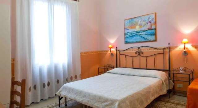 Коттедж с 2 комнатами Casa Vacanza Albamarina