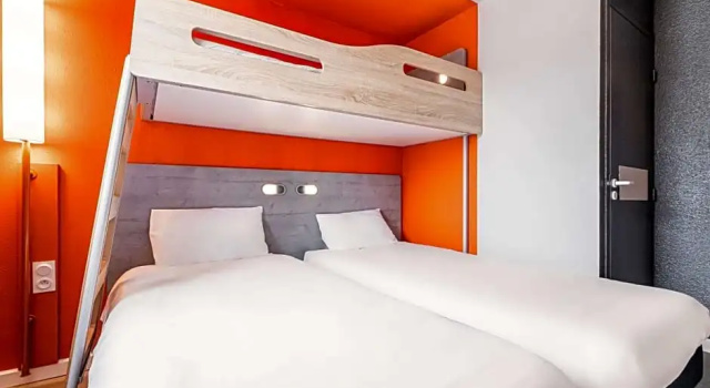 Четырёхместный номер Standard Ibis Budget Perpignan Sud