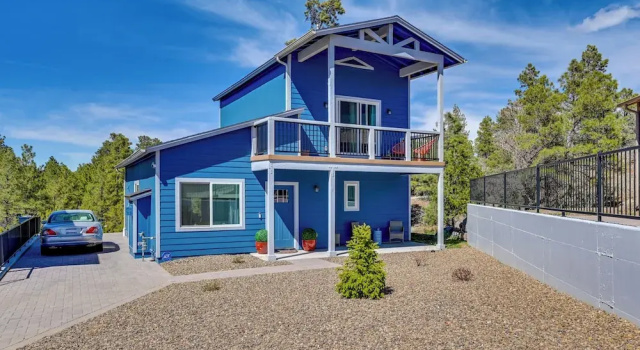 Коттедж Modern Flagstaff Vacation Rental w/ 2 Living Areas