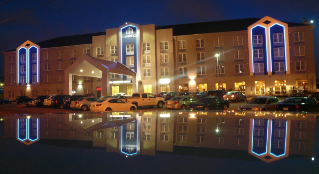 Номер Executive Cambridge Hotel and Conference Centre