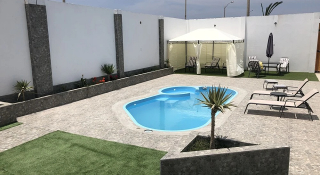 New House by The Beach, Rezervați Pensiune Hoteluri în Pisco cu piscină, Piscină