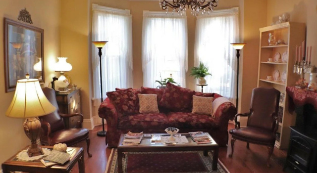 50 Lincoln Short North Bed & Breakfast, Book Bed and Breakfast Columbus Ohio