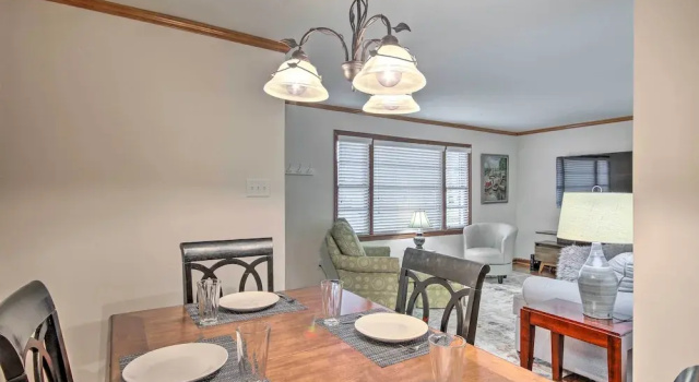 Cheery House, 0.3 Mi to Augusta National Golf, Buchen Sie Ferienhaus Villen in Augusta, Villa