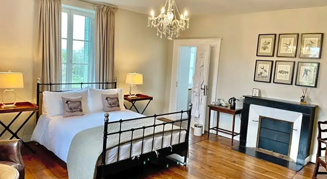 Maison Hirondelles Gîtes, Забронировать Отель Отели Haute-Vienne с бассейном, Бассейн