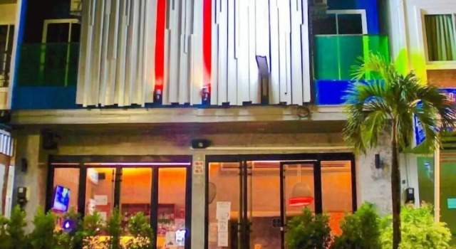 Small Shells Hotel Phuket, Забронировать Отель Карон Бич Пхукет