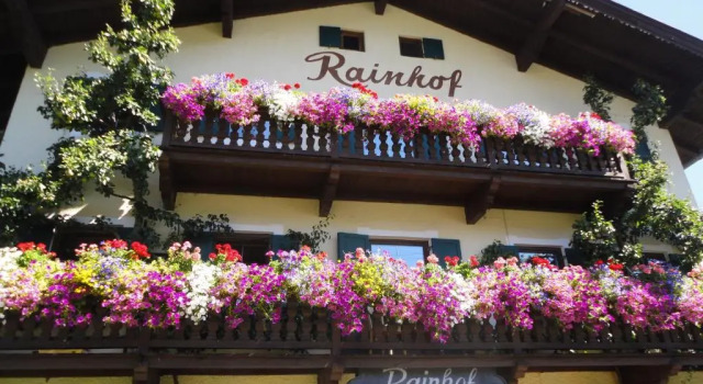 Pension Rainhof, Rezervasyon Bed and Breakfast Kitzbuhel 