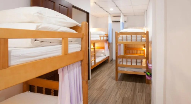 Кровать в общем номере Chesdon Hostel