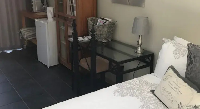 Двухместный номер Standard с видом на сад 28 La Rochelle