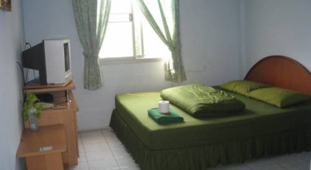 Nee Guesthouse, Забронировать Отель Отели Провинции Бангкока 3 звезды, 3*