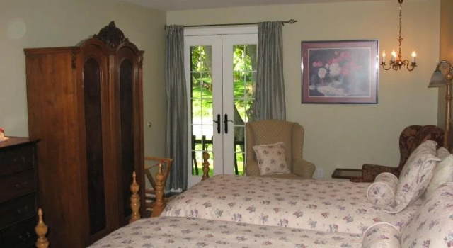 Le Papillon B&B, Забронировать Отель Отели Niagara Falls and Wine Country с завтраком, Завтраки