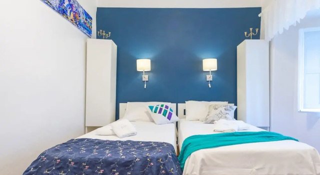 Star Rooms & Studios