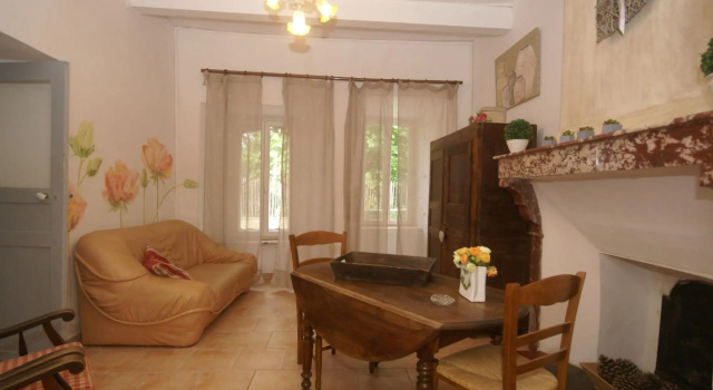Charming Holiday Home in La Caunette with Swimming Pool, Rezerwuj Apartament Hotele w Hérault z Basenem, Basen