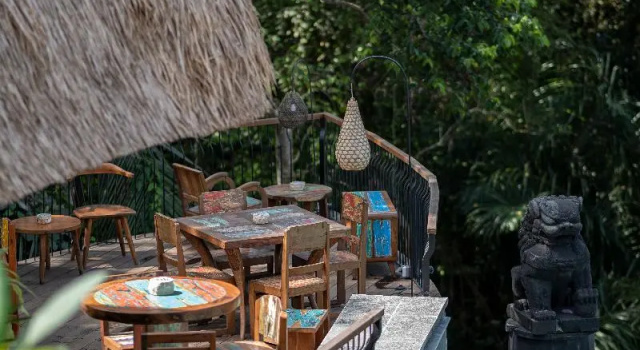Vije Boutique Resort & Spa, Забронировать Курортный отель Отели Гианьяр с бассейном, Бассейн