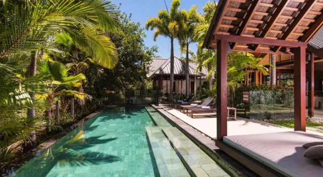 Вилла Deluxe с 4 комнатами Niramaya Villas and Spa