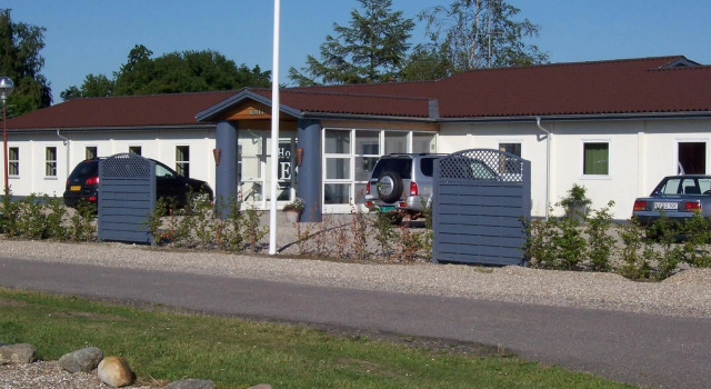 Hotel E4, Забронировать Отель Рёдбю Лолланн