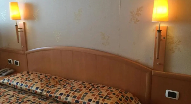 Четырёхместный номер Luxury Hotel Luis