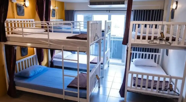 Krabi Freedom Hostel and Bar, Забронировать Хостел Недорогие отели Краби, недорогие