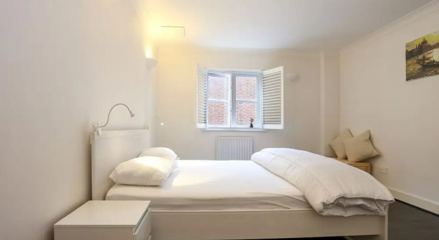 1 Bedroom Flat with Free WiFi - East London