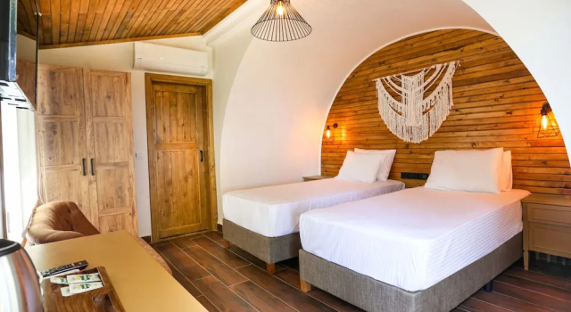 Casa Linn Boutique Hotel, Забронировать Бутик-отель Отели Аячик с парковкой, Парковка
