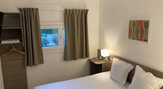 Двухместный номер Standard Contact Hôtel Marseille Aubagne