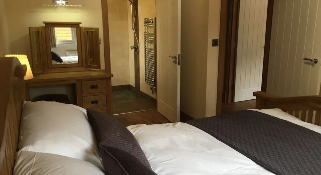 Shellow Lane Lodges, Book Feriehus Congleton 