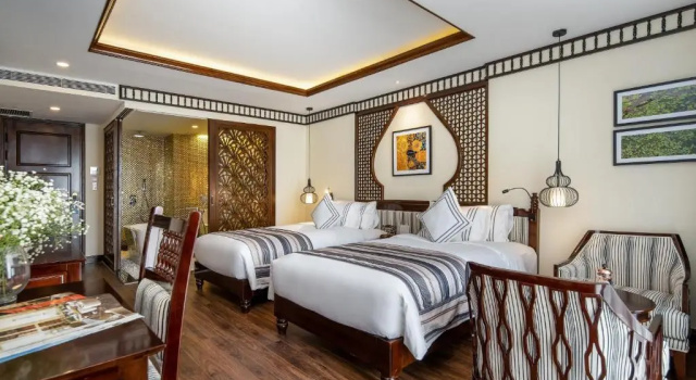 Номер Deluxe с балконом и с видом на город Le Pavillon Hoi An Paradise Hotel & Spa