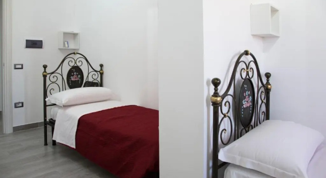 L'angolo di Nina, Book Hotel Vasto Rom
