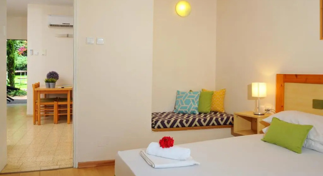 Eilon TravelHotel, Забронировать Отель Отели Эйлон с бассейном, Бассейн