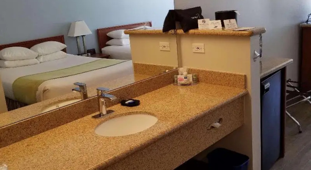 Номер Standard Best Western Sandy Inn