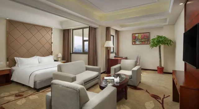 Tongfa Heyi Hotel, Rezerwuj Hotel Changsha Hunan